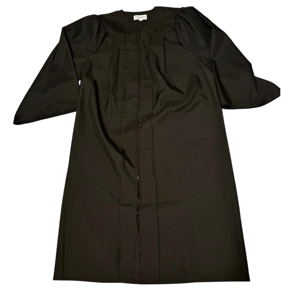 Graduate Pro Graduation Gown Zip Up Black 51 5’6”-5’8”